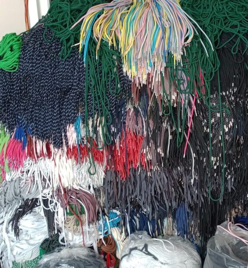 boyanmış kordonlar